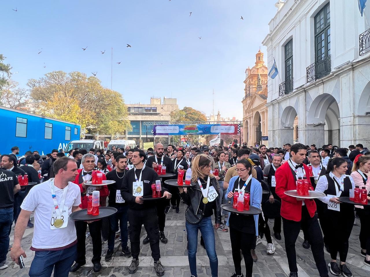 UTHGRA Córdoba presenta la Carrera de Mozos y Camareras 2026